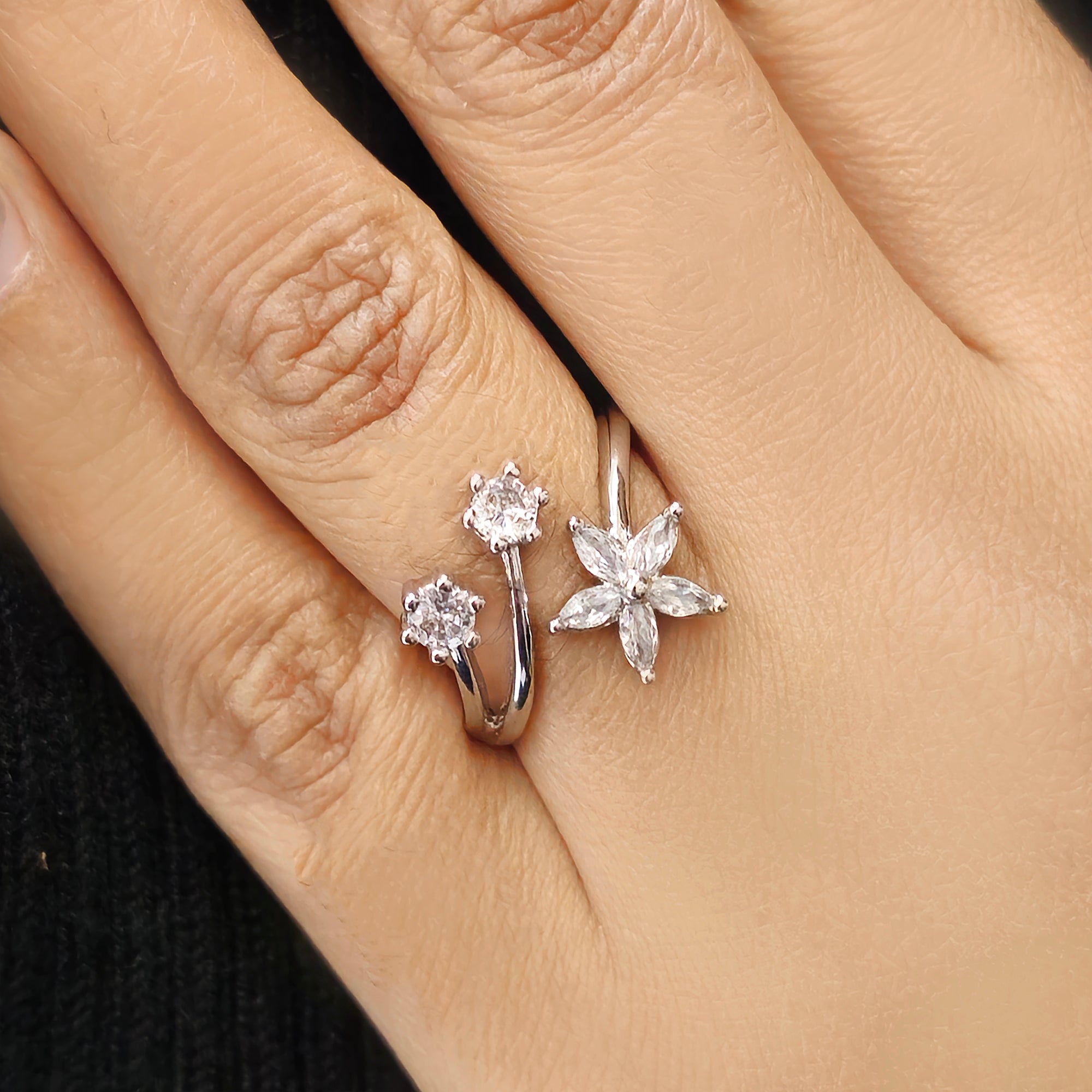 Golden Twirl Citrine Ring